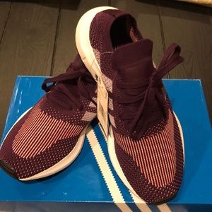 Adidas Swift Run (Women’s 7) Plum